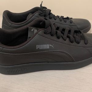 Puma black sneakers size 11